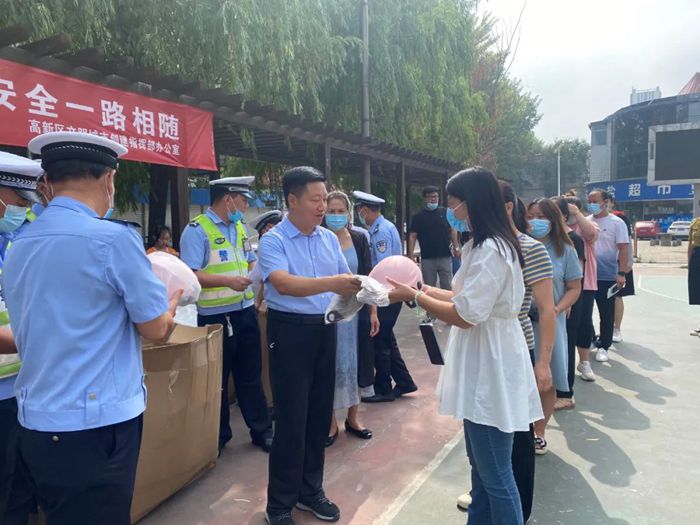 微信图片_20220811154315_副本.jpg